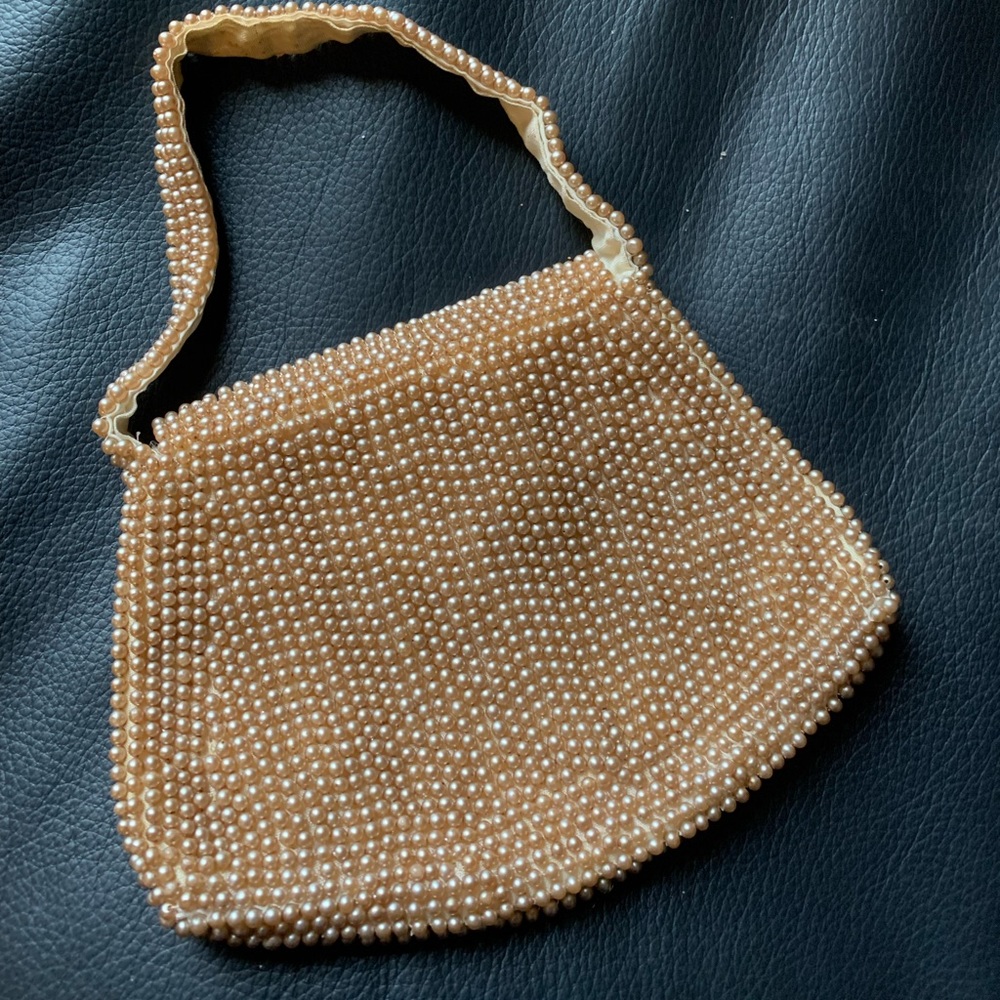 Ivory pearl clutch purse